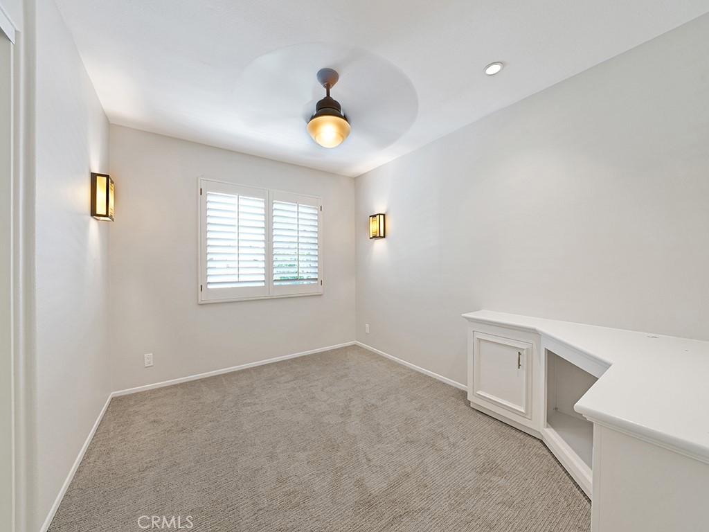 304 N Hickory Branch Lane