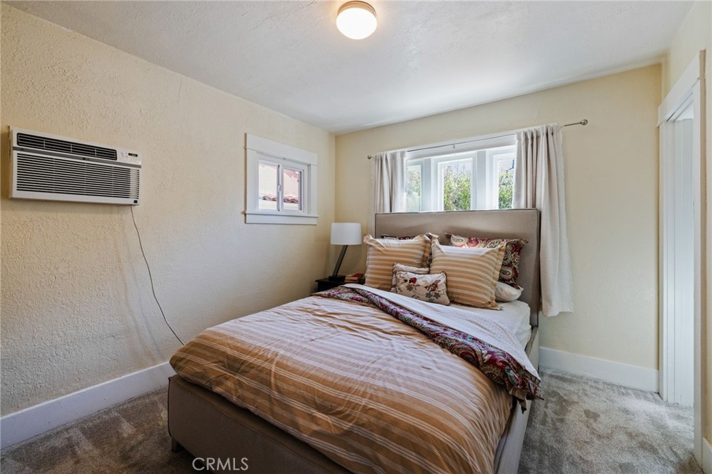 123 Orange Grove Avenue