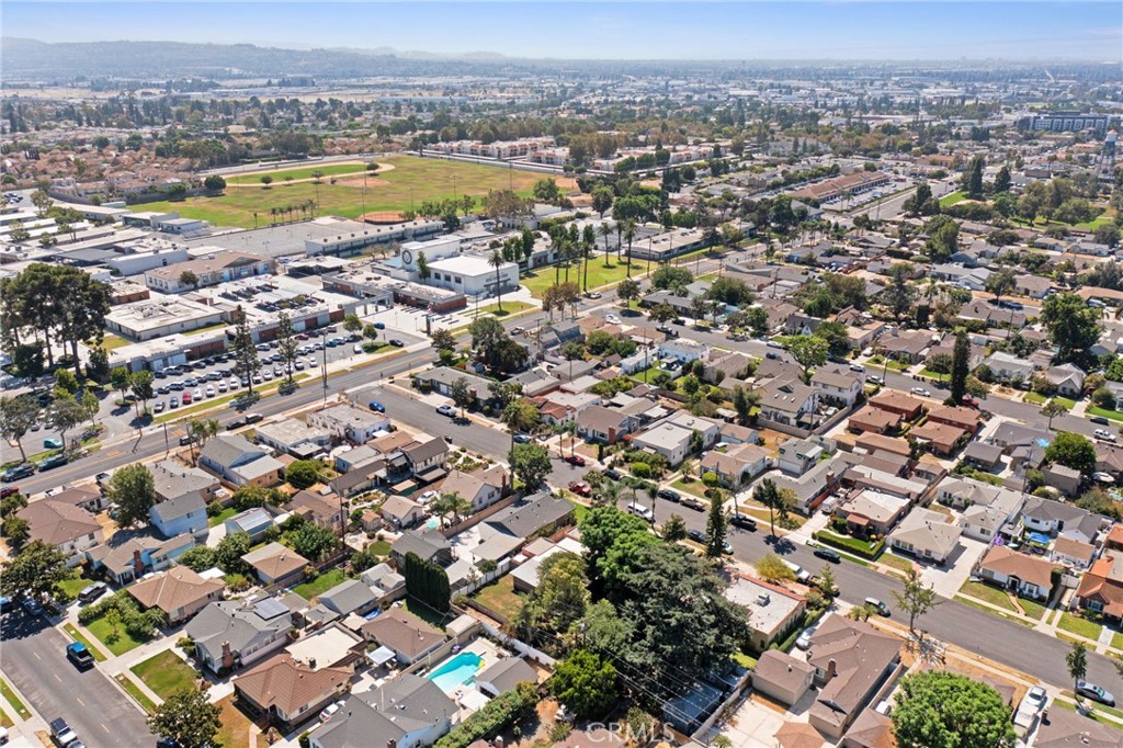 123 Orange Grove Avenue