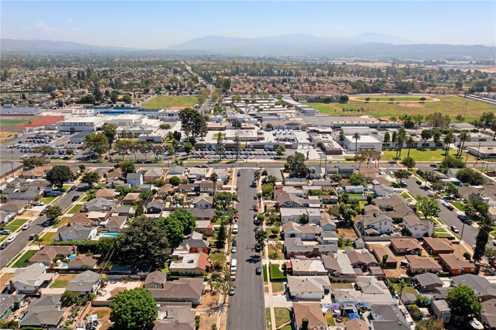 123 Orange Grove Avenue