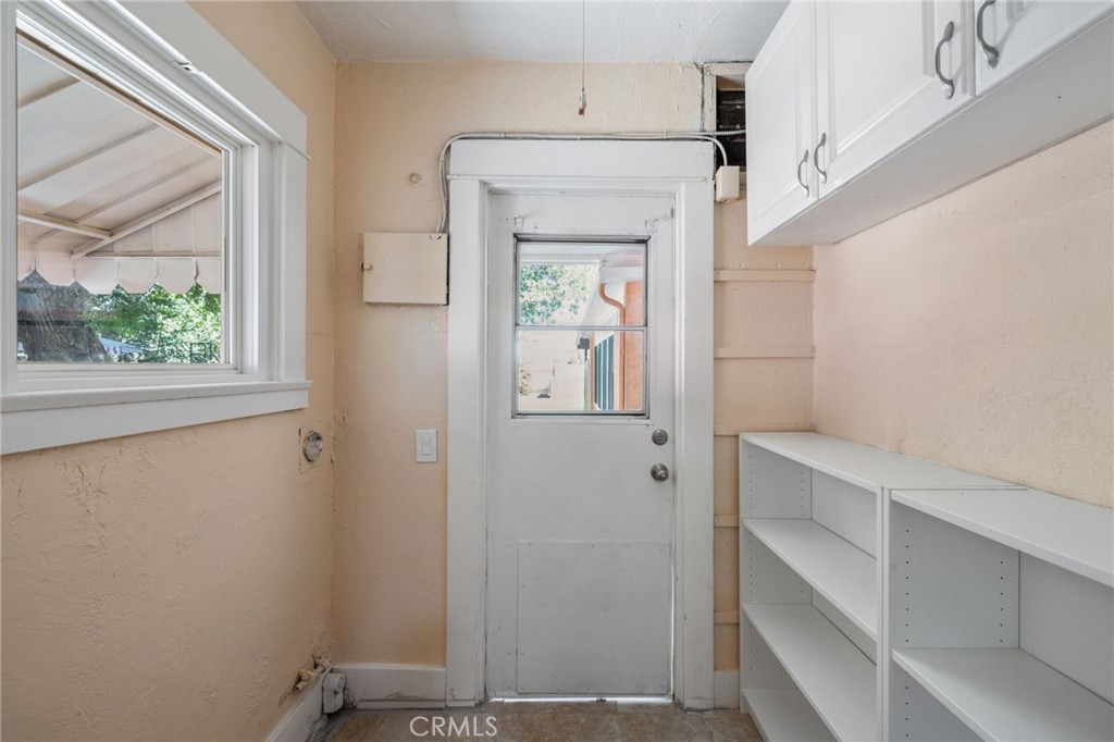 123 Orange Grove Avenue