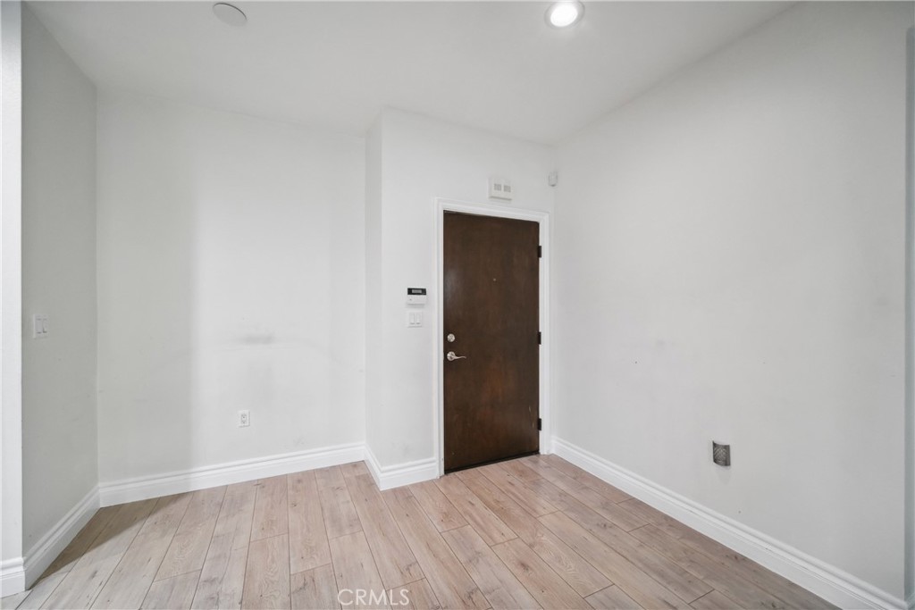 13951 Sherman Way 204