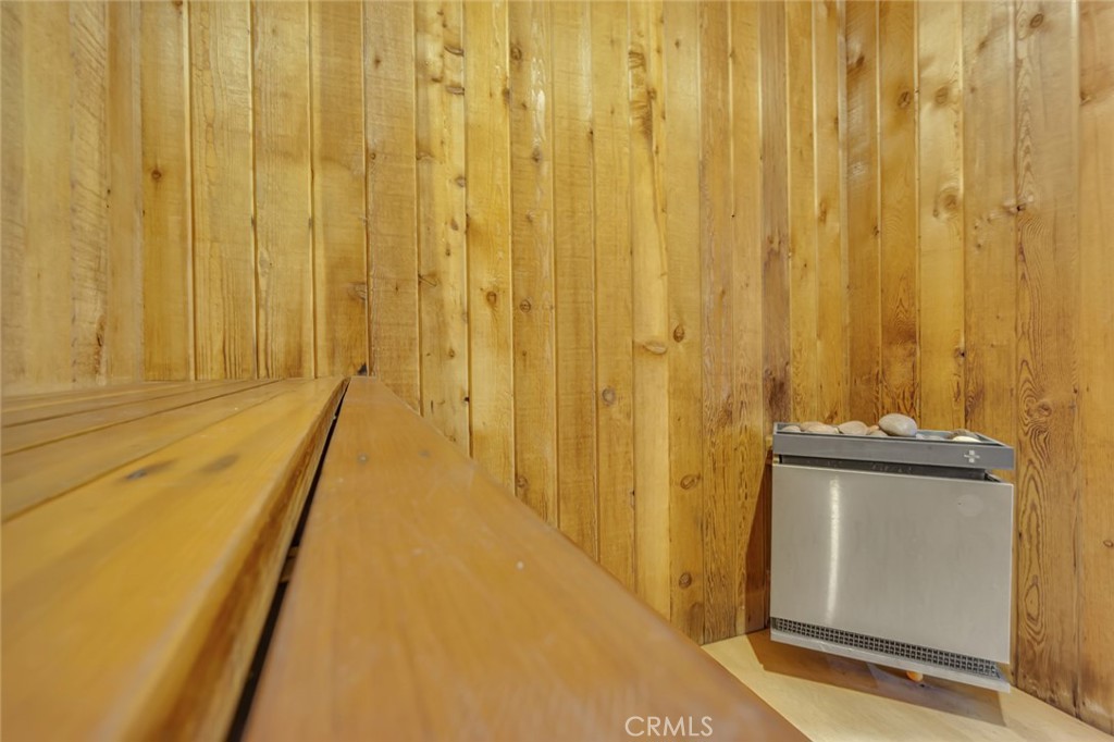 3907 La Crescenta 208