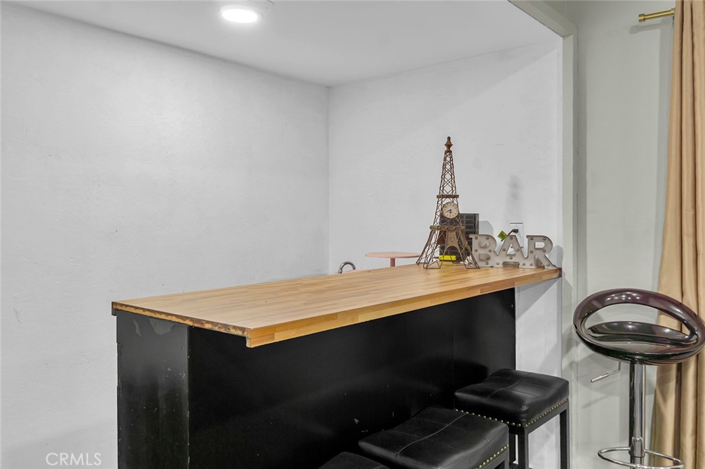 3907 La Crescenta 208