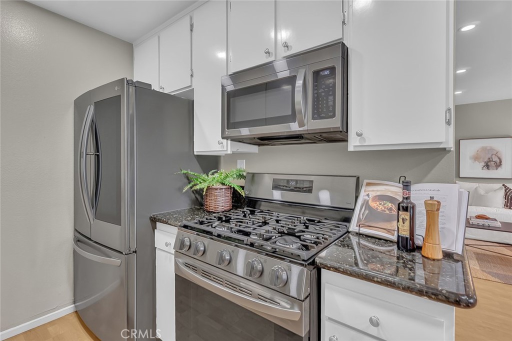 3907 La Crescenta 208