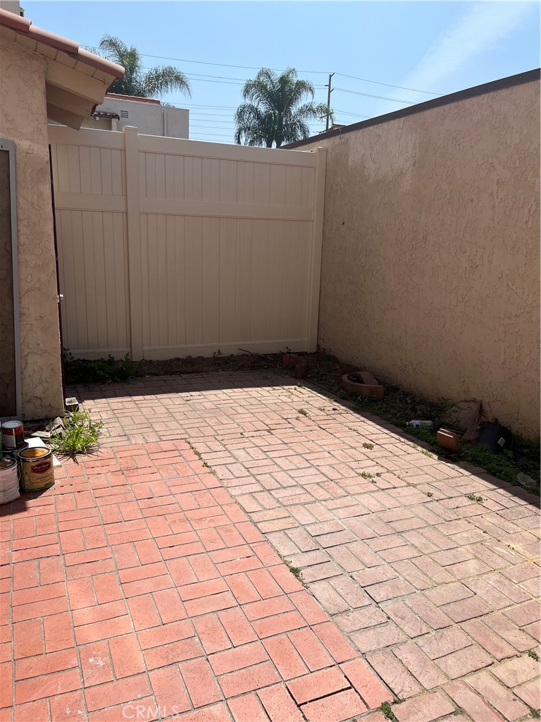 700 W La Veta Avenue K3