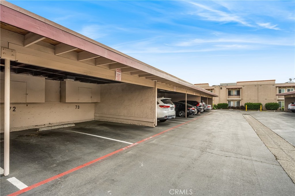 700 W La Veta Avenue K3