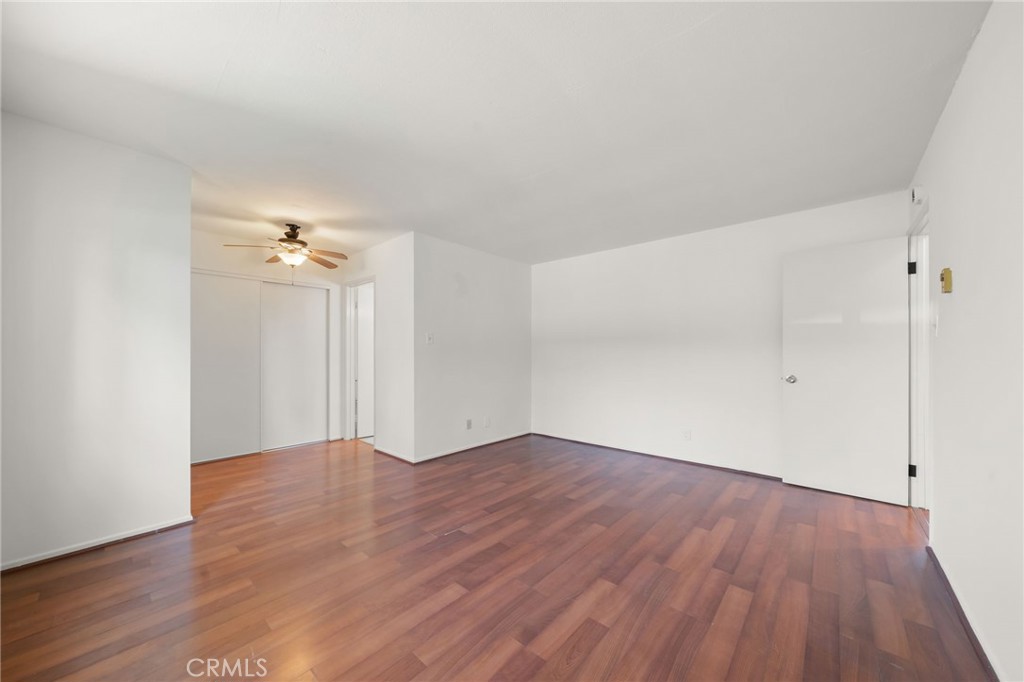 5500 5500 Ackerfield Avenue 501