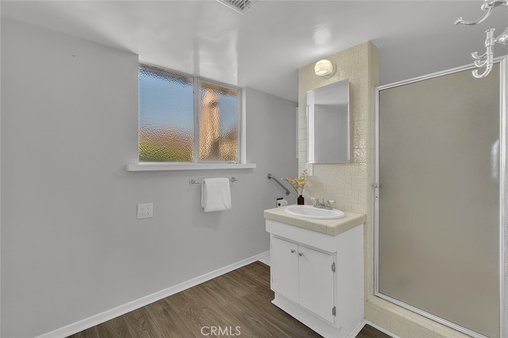 3312 Orangewood Avenue