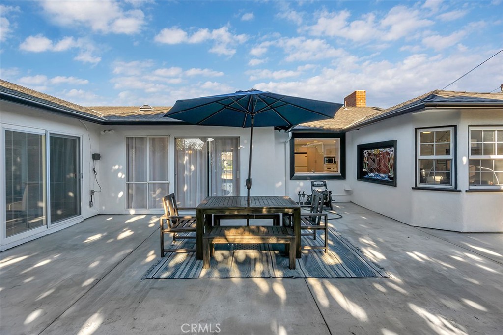 3312 Orangewood Avenue