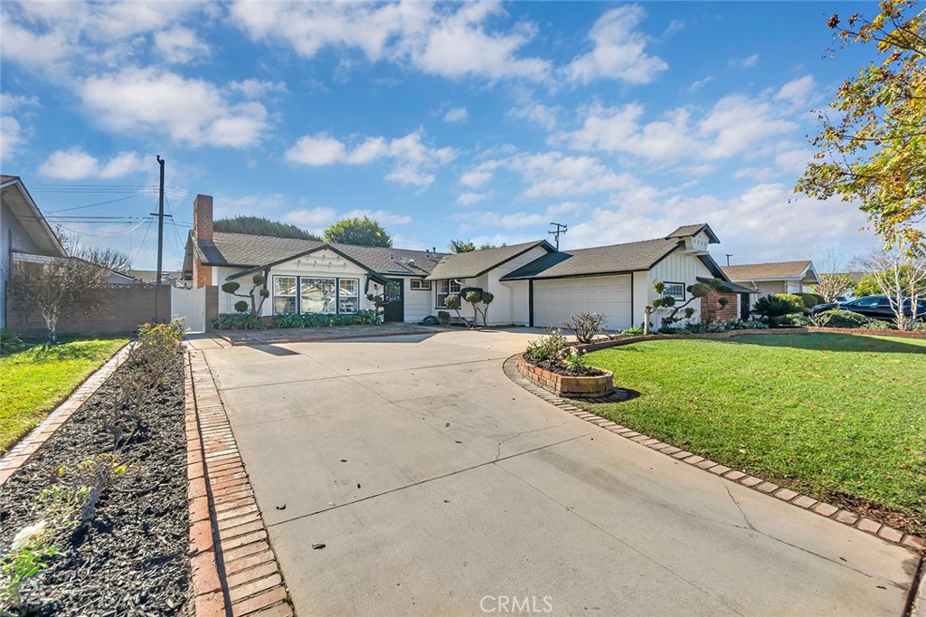 3312 Orangewood Avenue