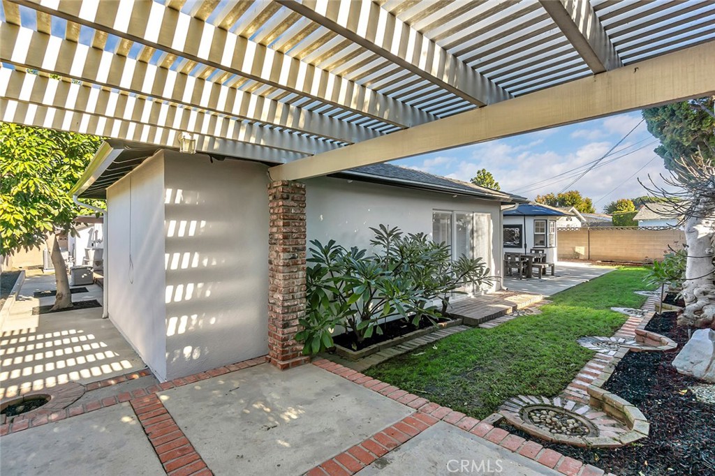 3312 Orangewood Avenue