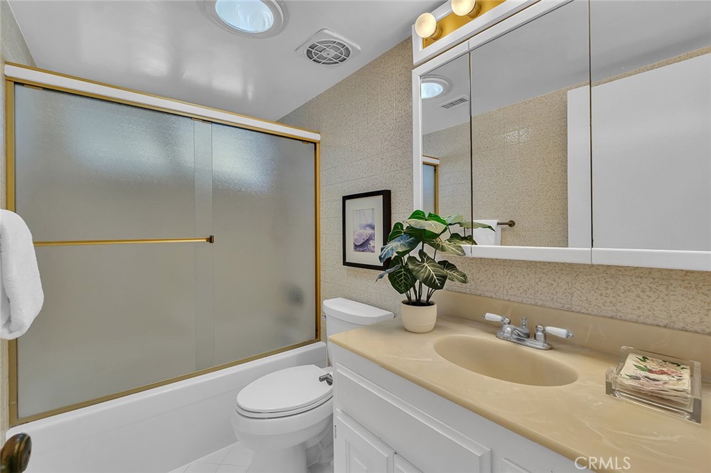 3312 Orangewood Avenue