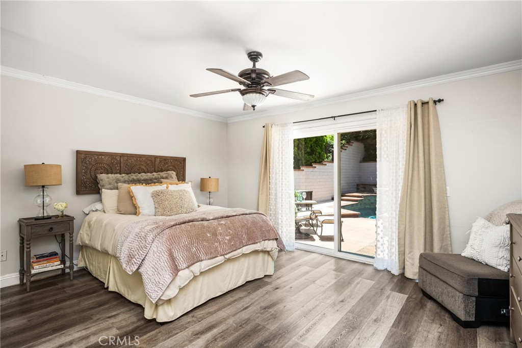 1520 E Newcrest Drive