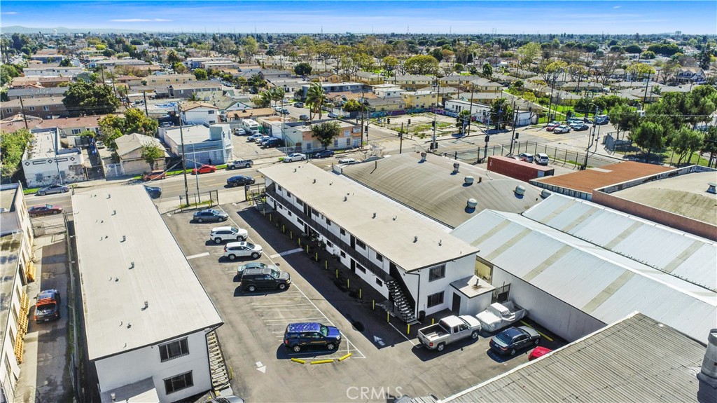 8717 Avalon