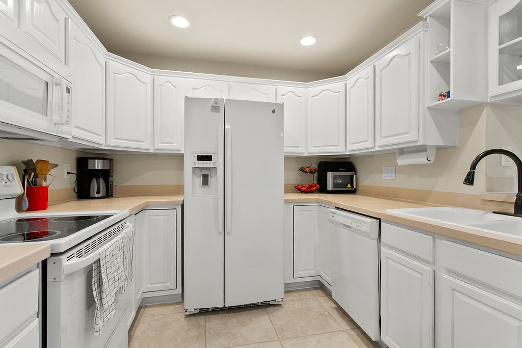 21372 Brookhurst 226