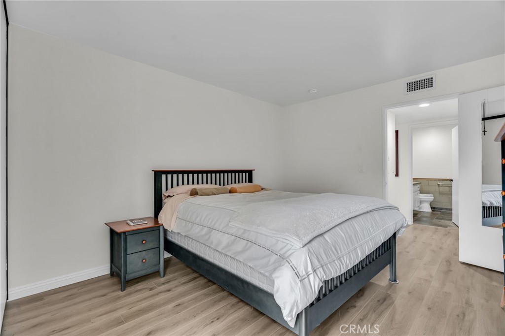 4260 4260 Via Arbolada 206