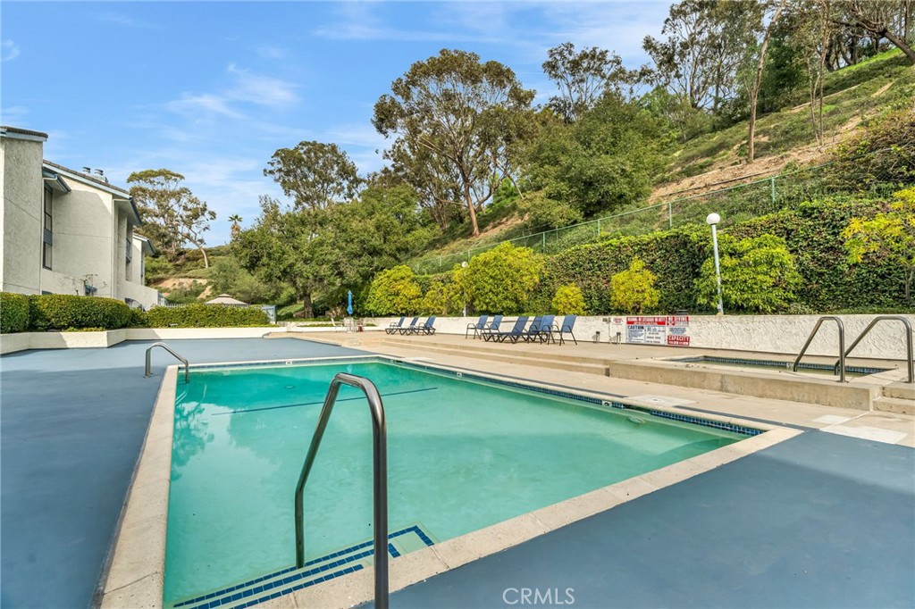 4260 4260 Via Arbolada 206