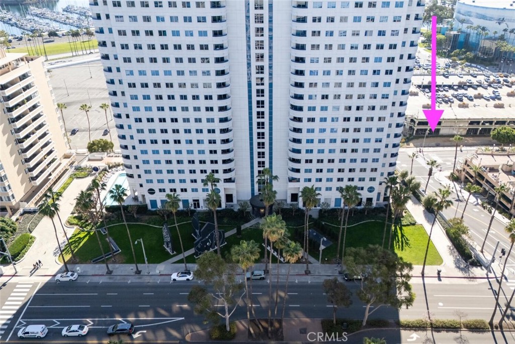 525 525 E Seaside Way 409