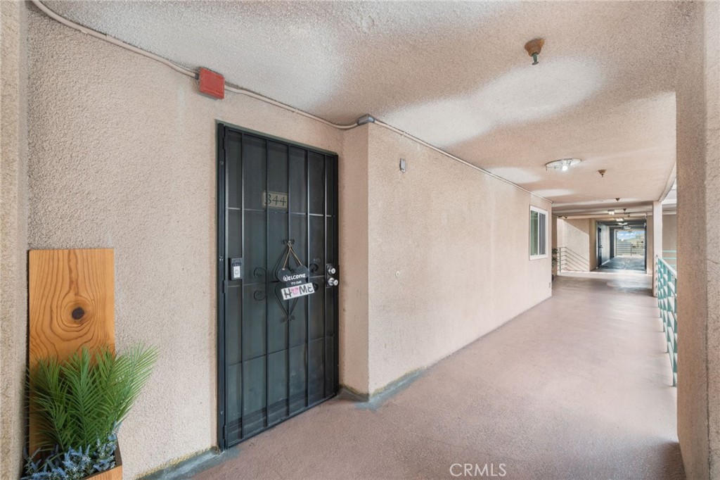 450 E 4th Street 344