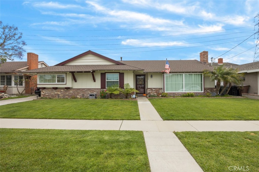 1580 W Audre Drive