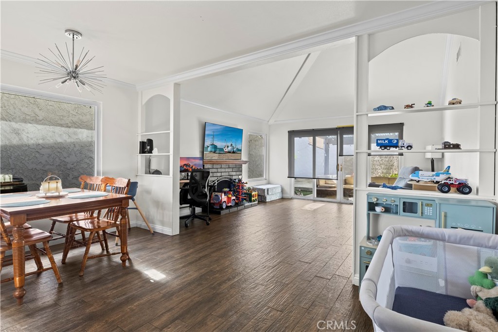 6771 Vista Loma
