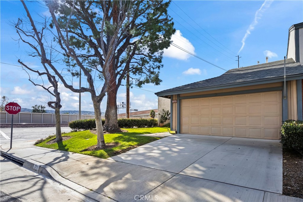 6771 Vista Loma