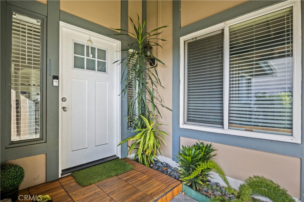 6771 Vista Loma