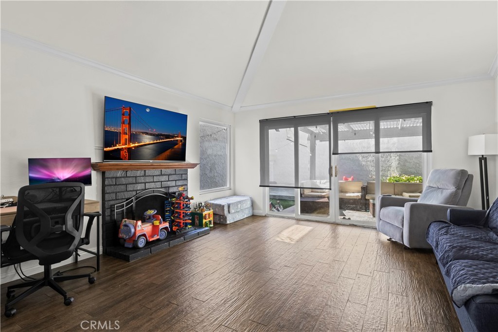 6771 Vista Loma