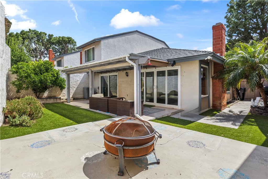 6771 Vista Loma