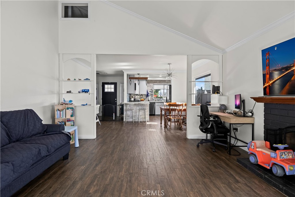 6771 Vista Loma