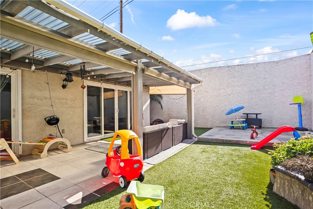 6771 Vista Loma