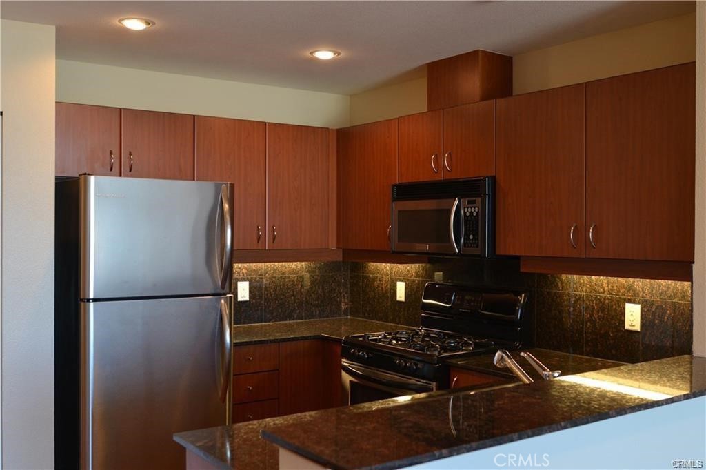 300 W Beech Street 1204