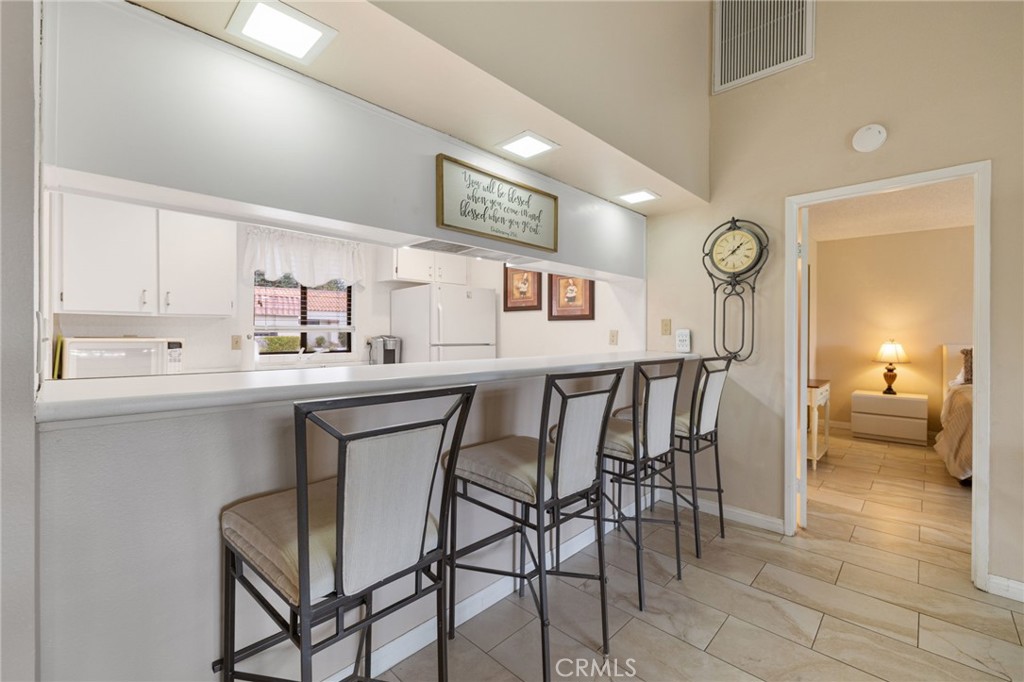 40963 Interlachen Lane