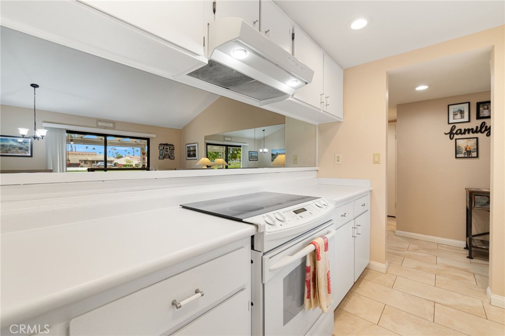 40963 Interlachen Lane