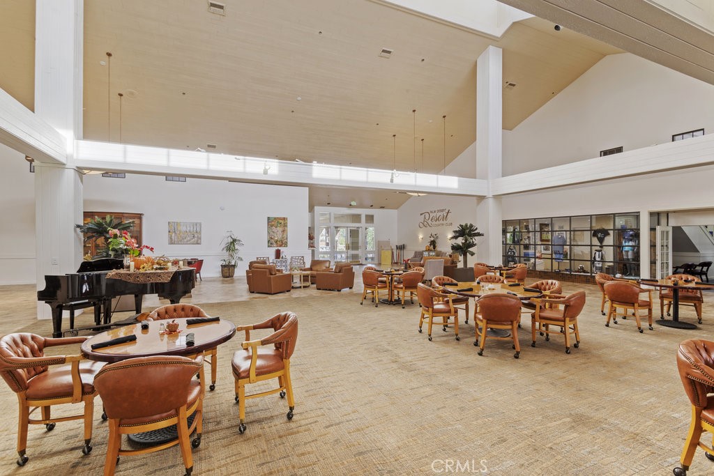 40963 Interlachen Lane