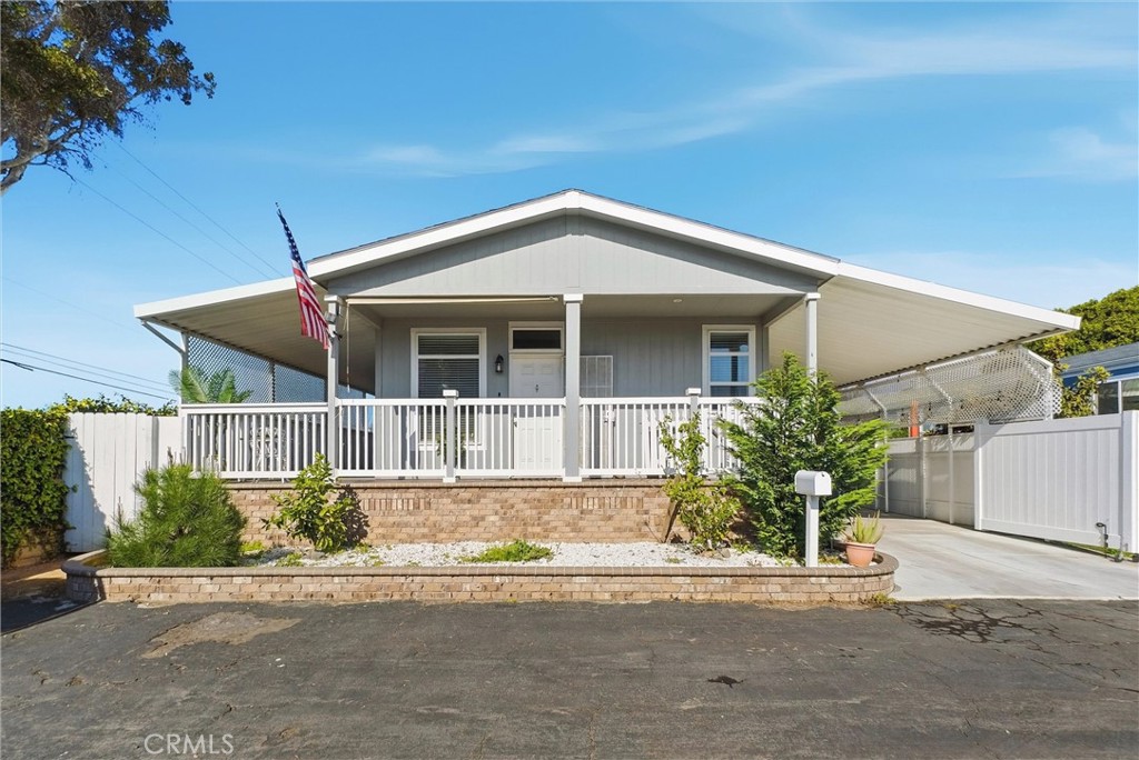 1750 Whittier 87