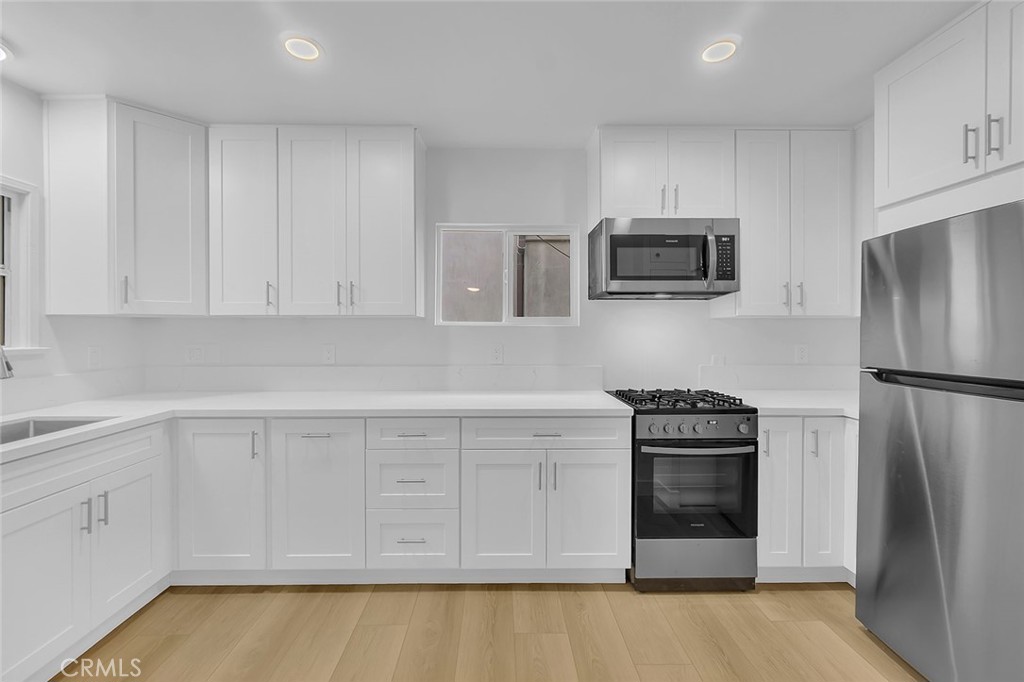 5125 E. Ocean Blvd #B