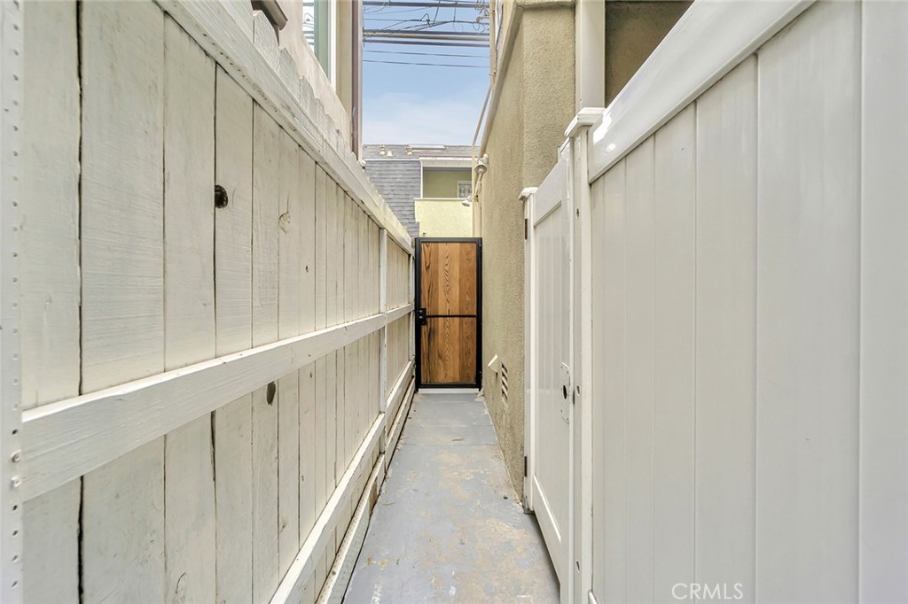 5125 E. Ocean Blvd #B