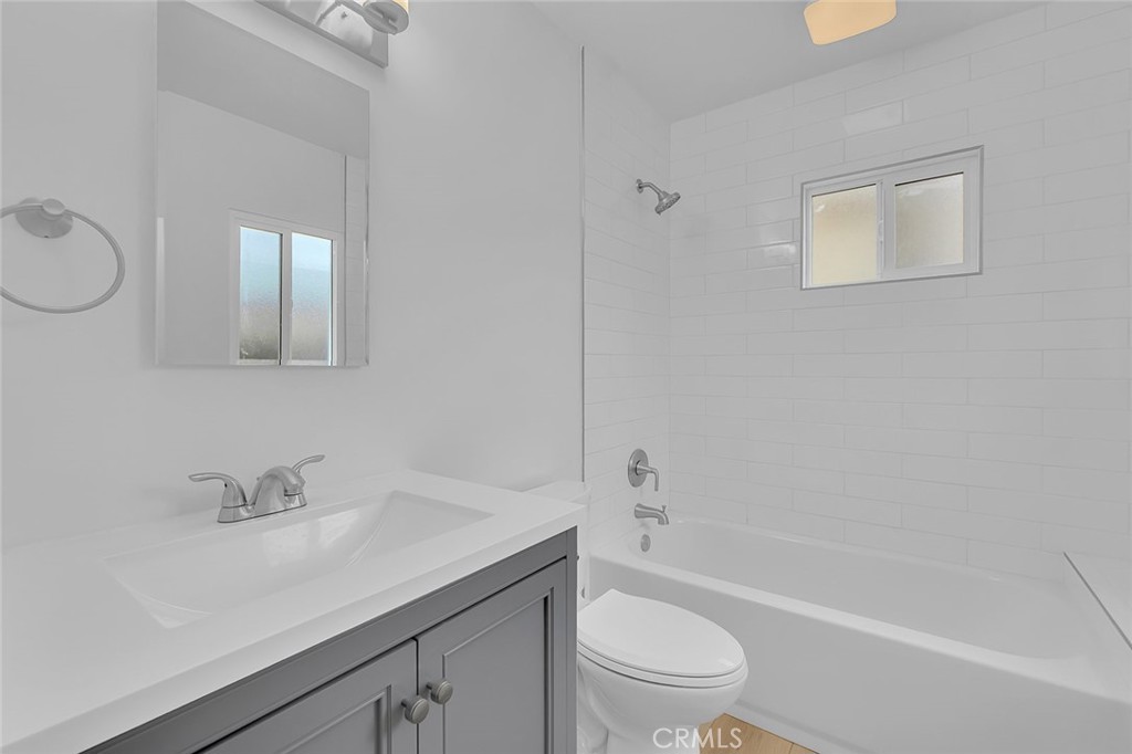 5125 E. Ocean Blvd #B