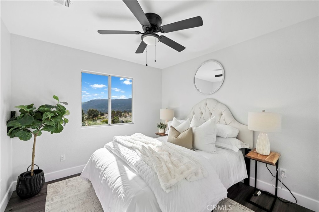 15294 Madrone Court