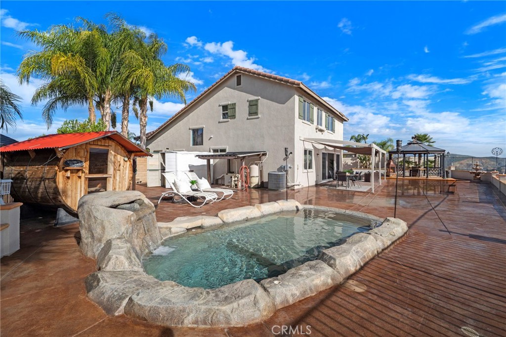 15294 Madrone Court