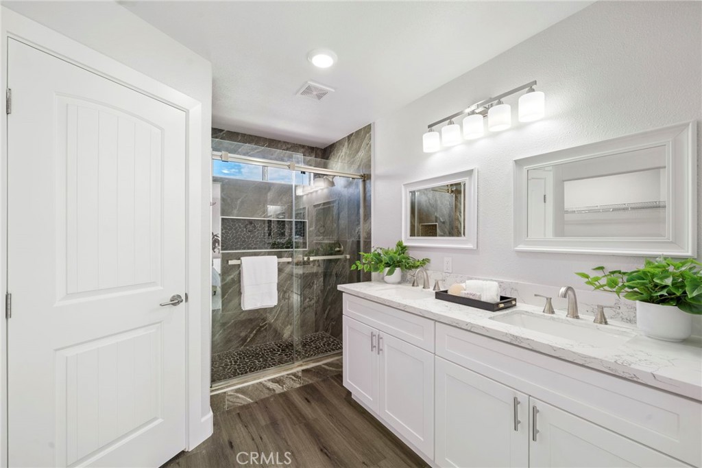 15294 Madrone Court