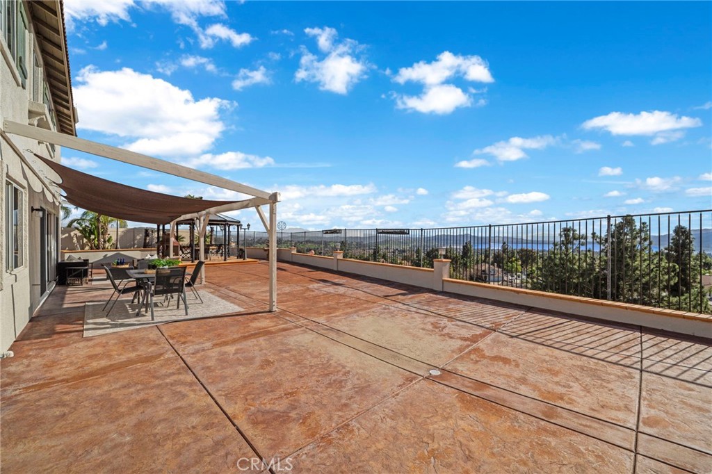 15294 Madrone Court