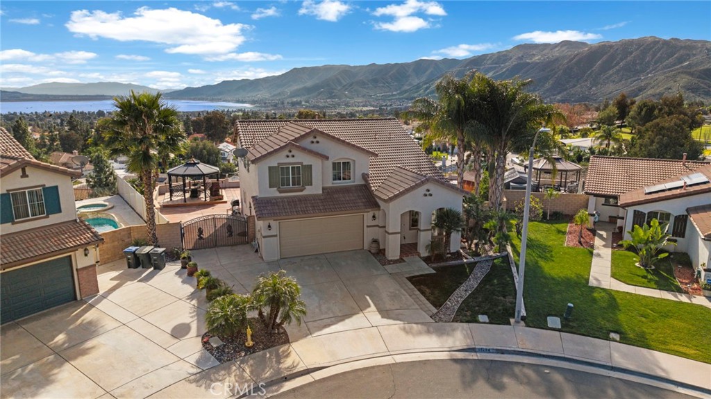 15294 Madrone Court