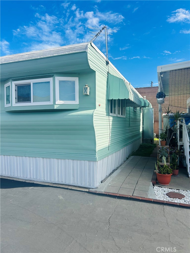 1436 W 130th Street Spc 8