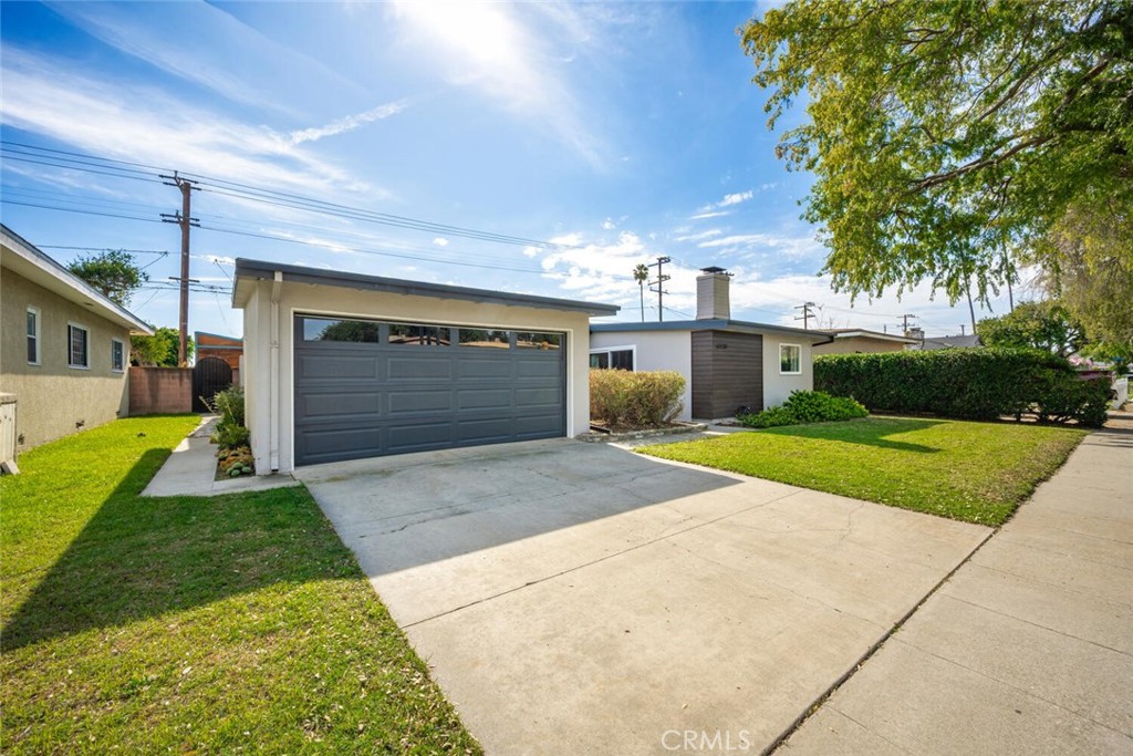 6110 E Walton Street