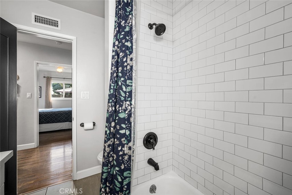 6110 E Walton Street