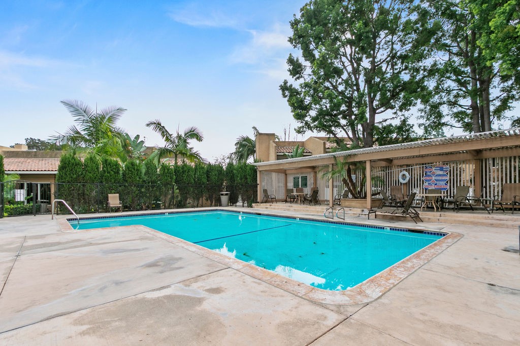 1101 W Macarthur 244