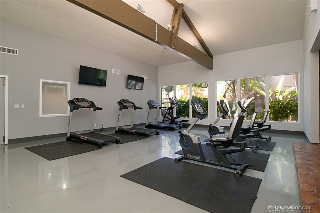 1101 W Macarthur 244